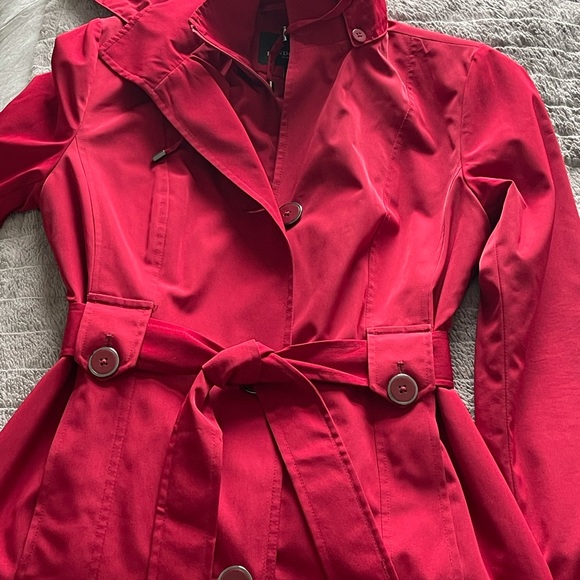 SOLD London Fog Single Breasted Red Trench Small - Picture 4 of 12